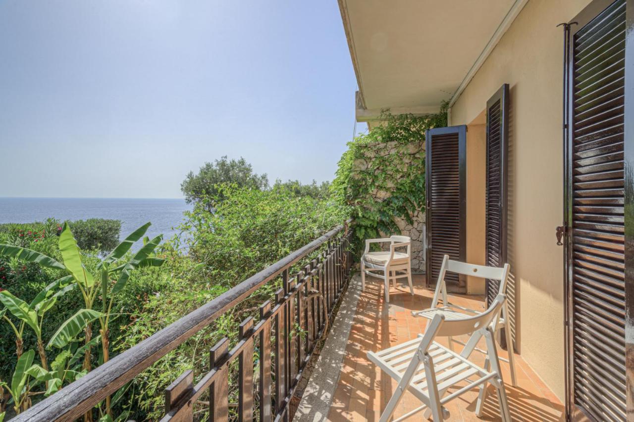 טאורמינה Villa Infinity Vista Mare E Relax מראה חיצוני תמונה