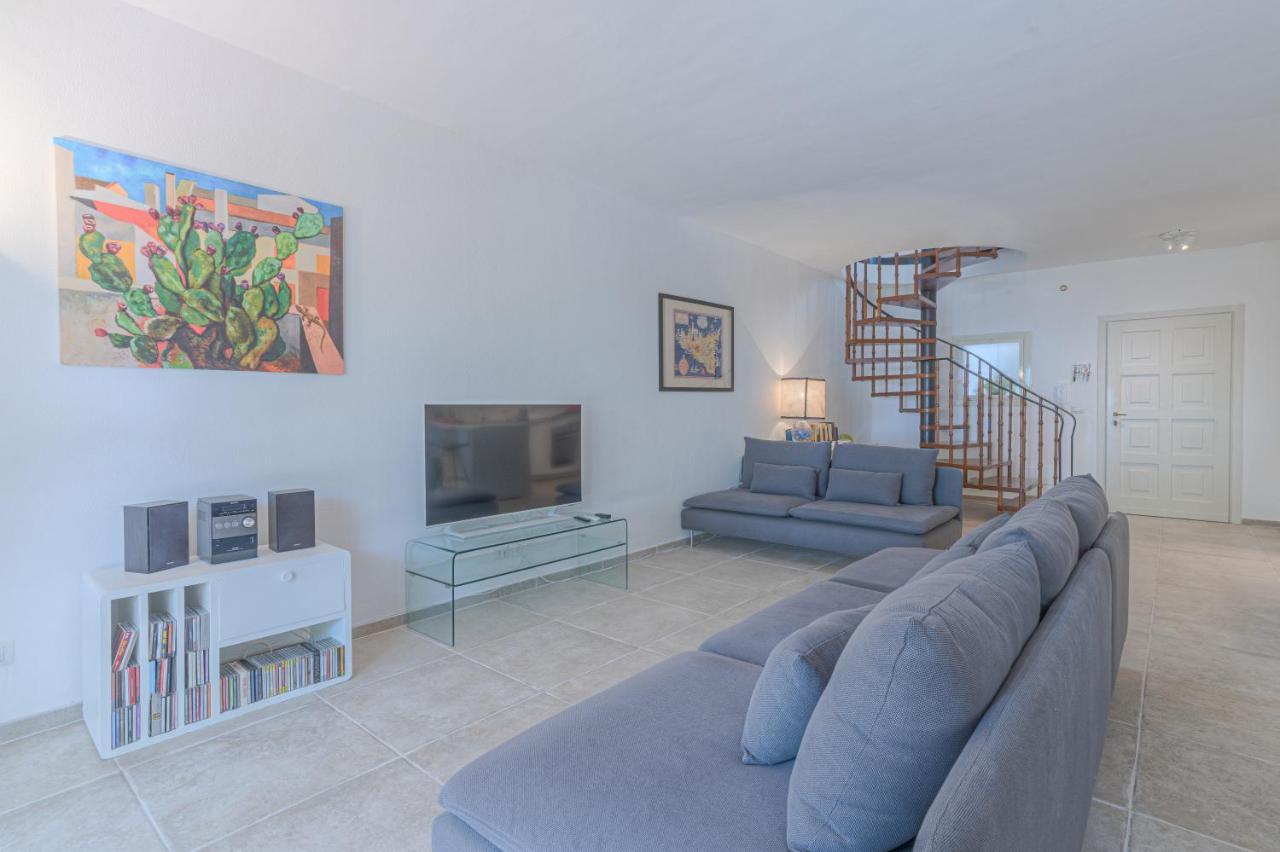 טאורמינה Villa Infinity Vista Mare E Relax מראה חיצוני תמונה